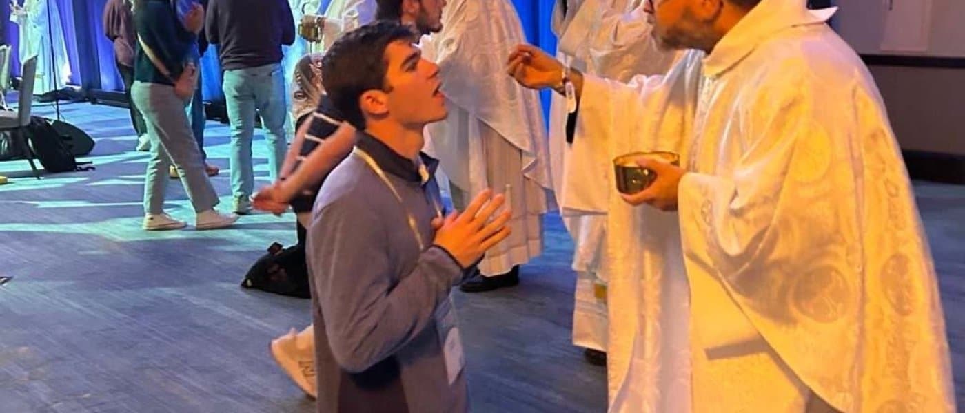 Breakaway Mass 2026