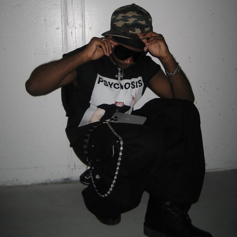 Myles Lloyd – Electro