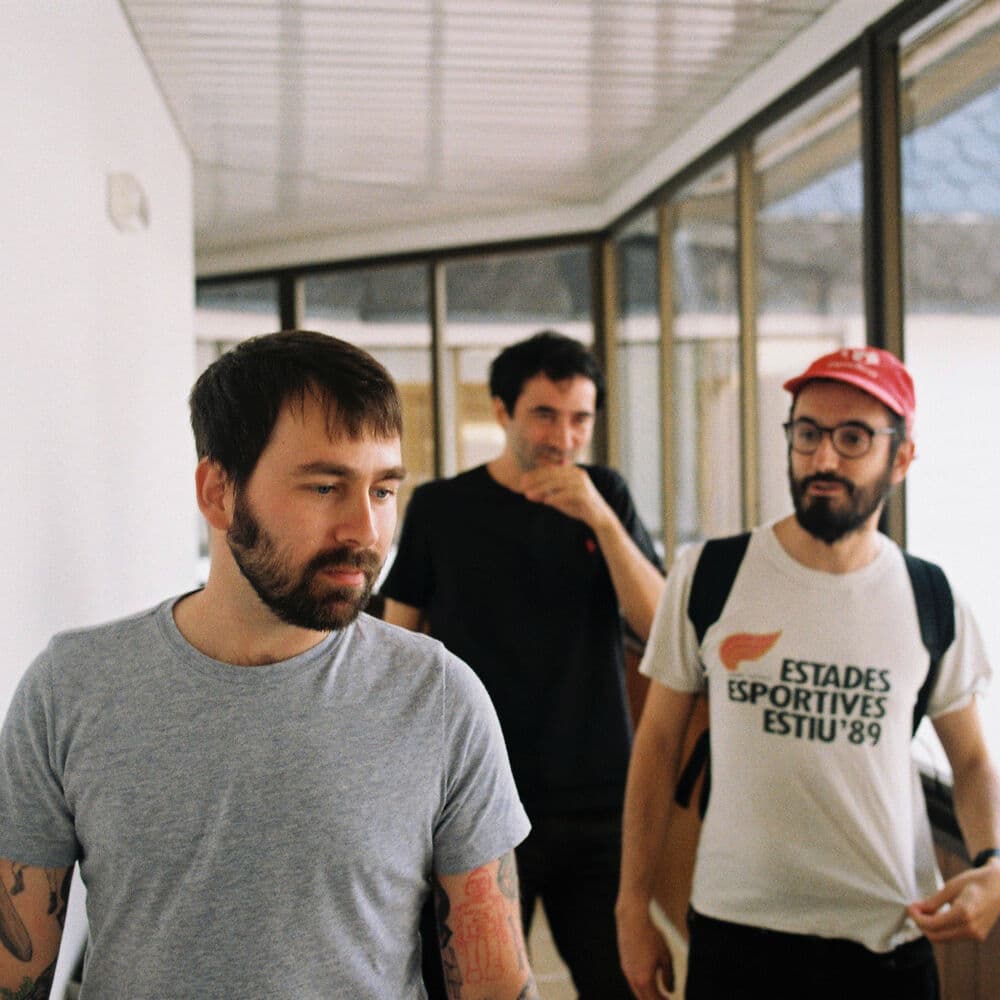Mujeres – Alternative