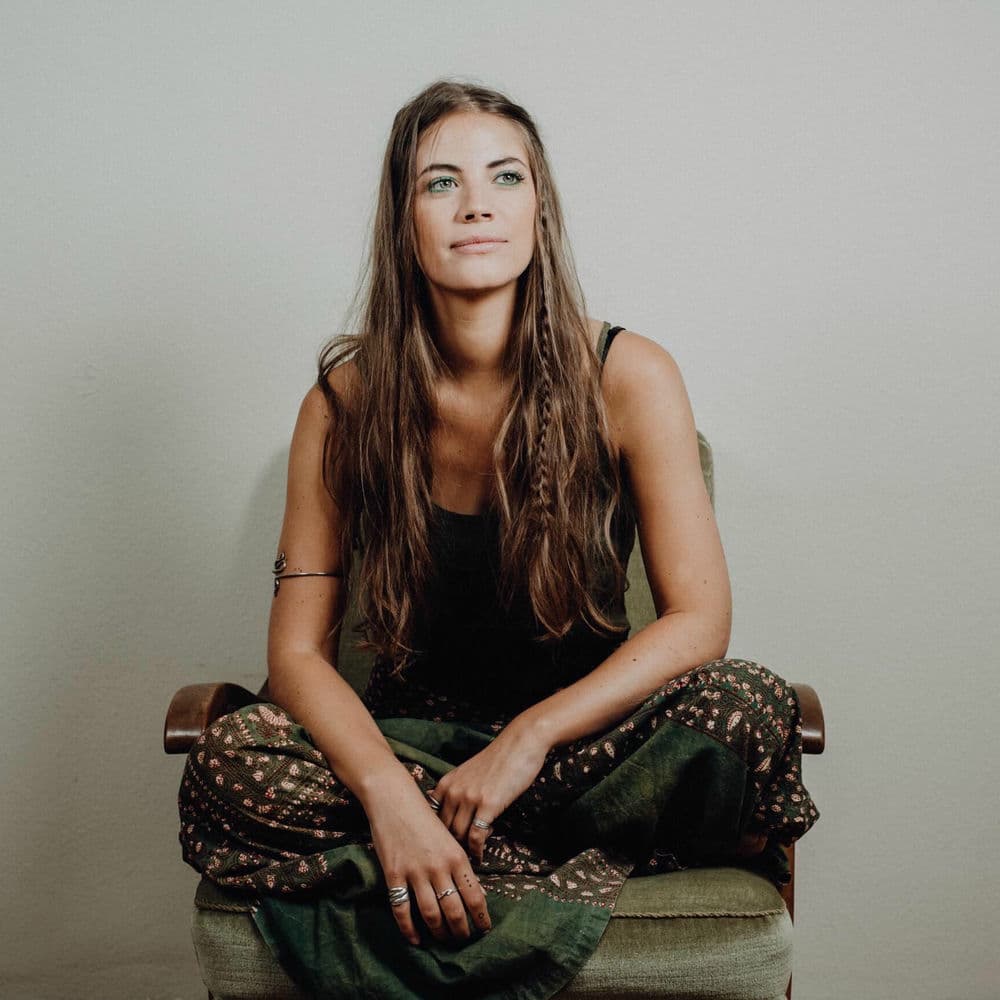 Fee – Pop