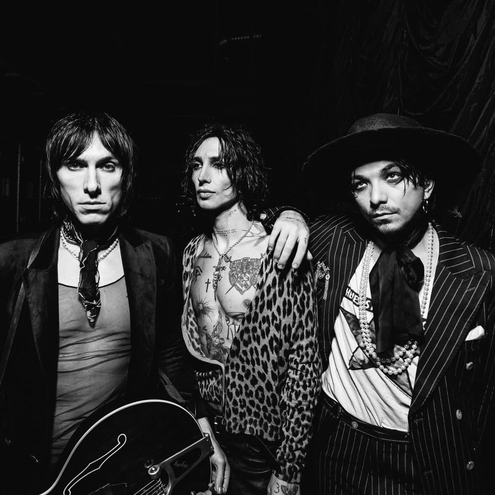 PALAYE ROYALE – Rock
