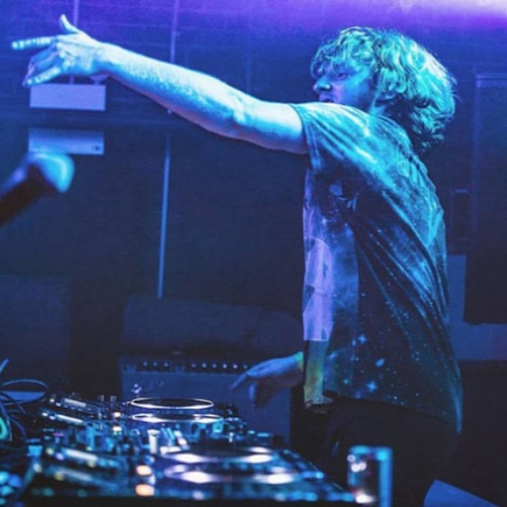 Josh Teed – Electro