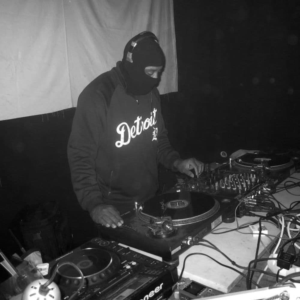 DJ STINGRAY – Electro