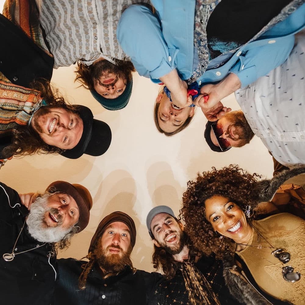 THE PEOPLE BROTHERS BAND – Rock