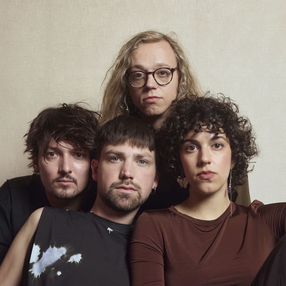 Ão – Alternative