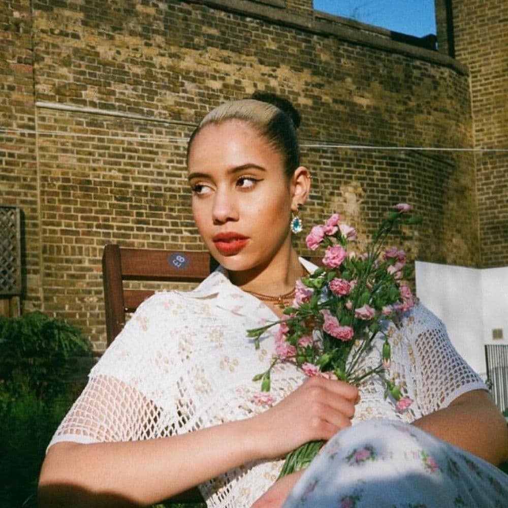 Ella Knight – Contemporary R&B