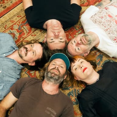 SLOWDIVE