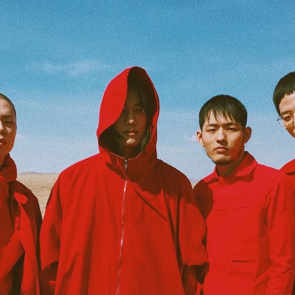 HYUKOH β World