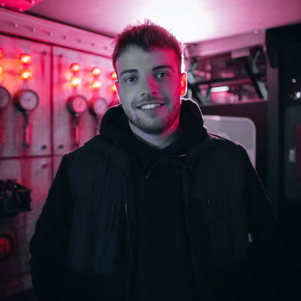 Jim Aves – Electro