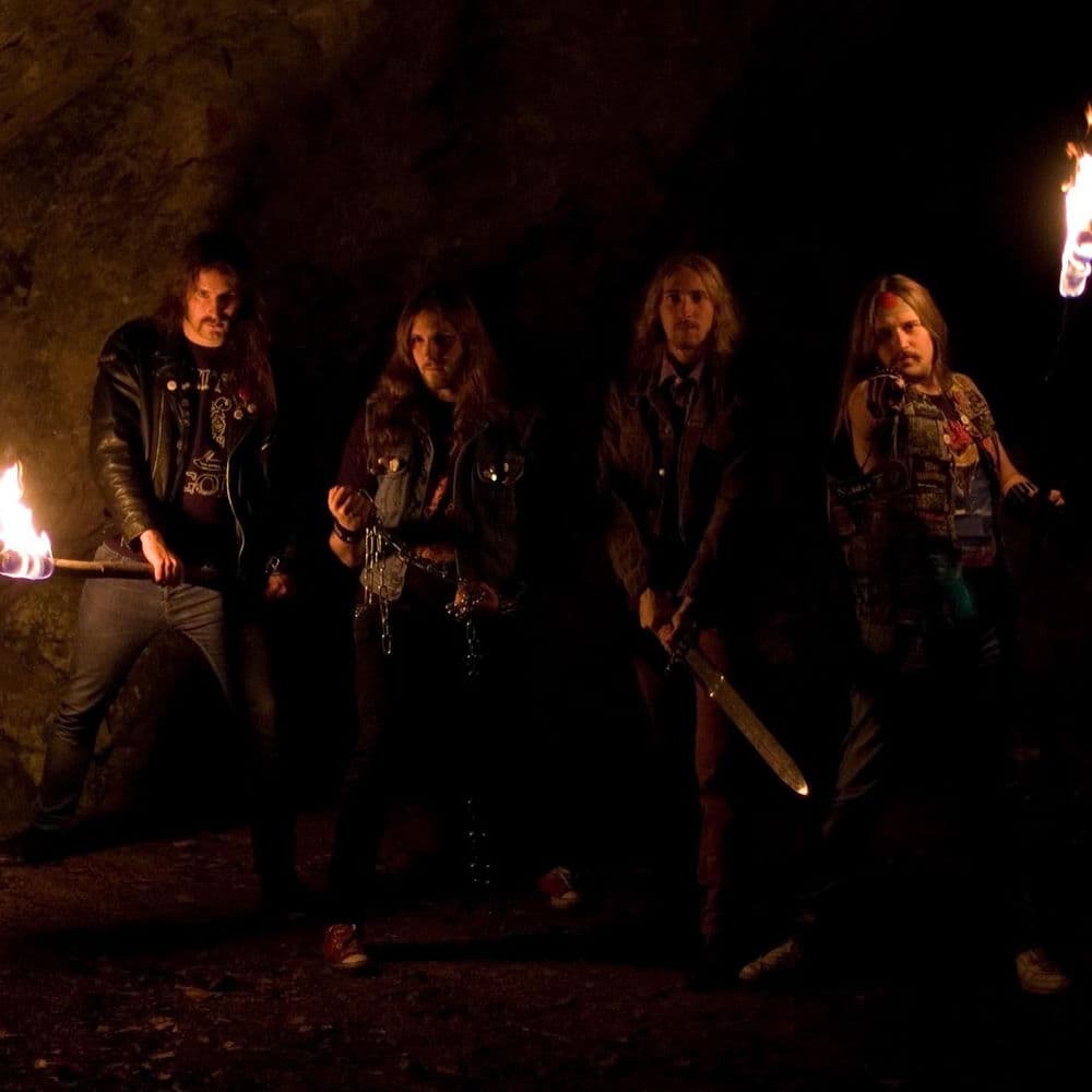 Iron Kobra – Heavy Metal