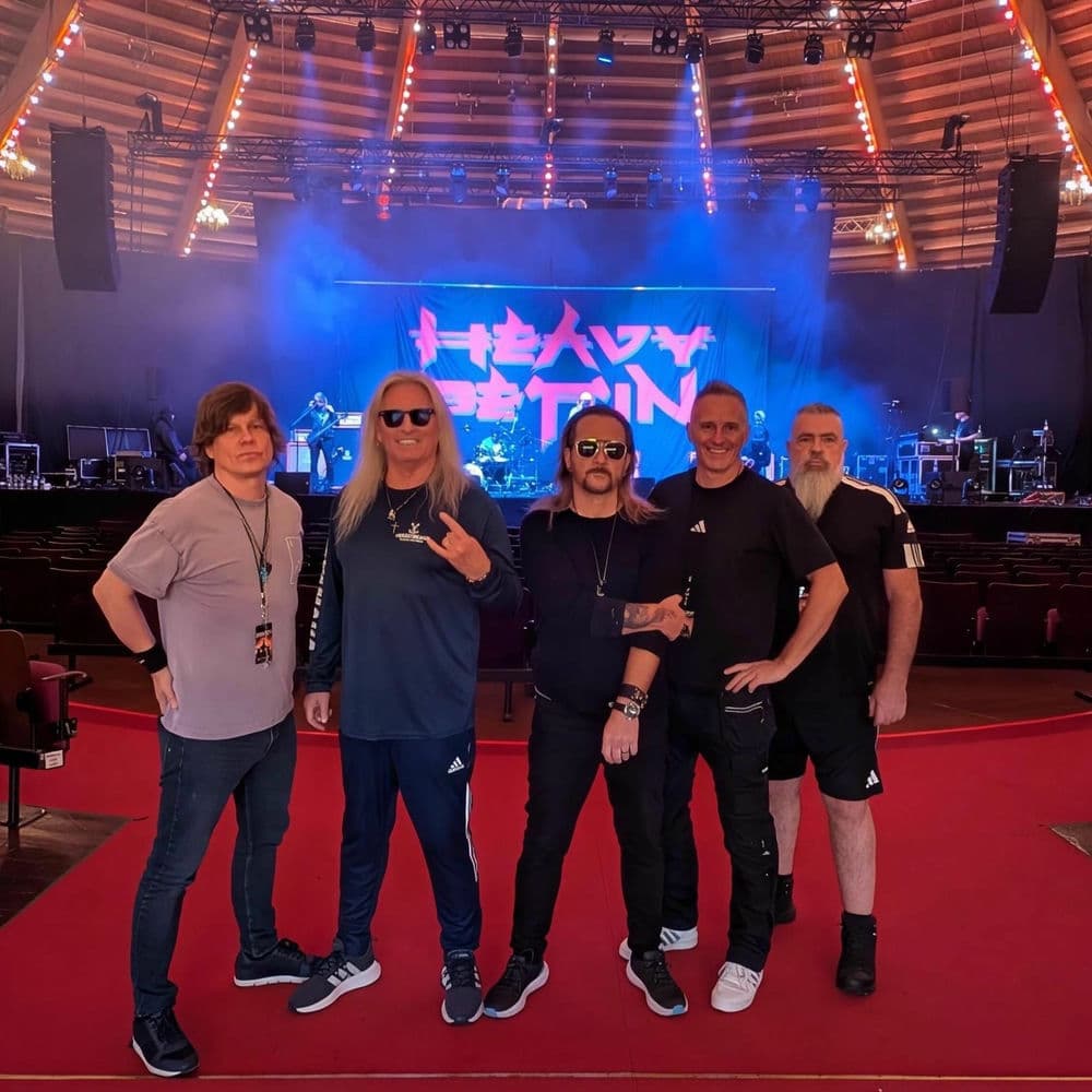 Heavy Pettin – Rock
