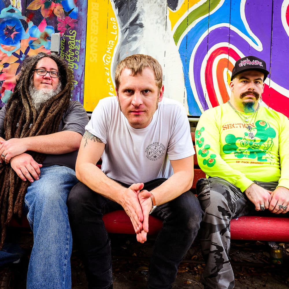 Bumpin Uglies – Singer-Songwriter