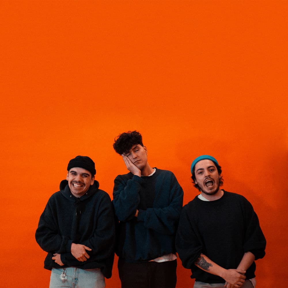 Estoy Bien – Latin Musik