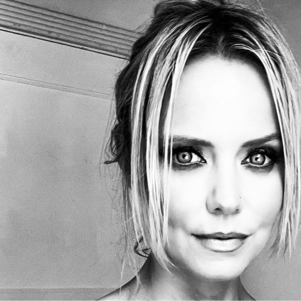 Jess King – Singer-Songwriter