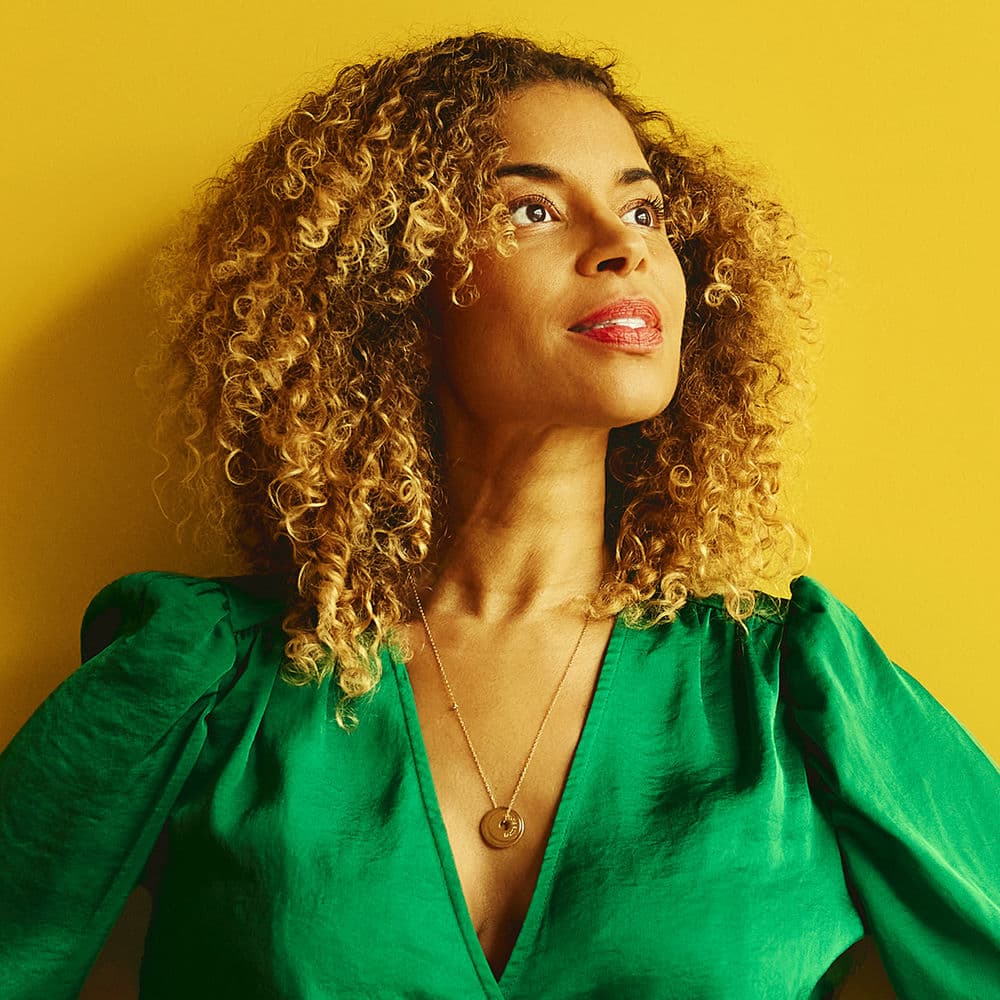 ANNIE LALALOVE – Pop