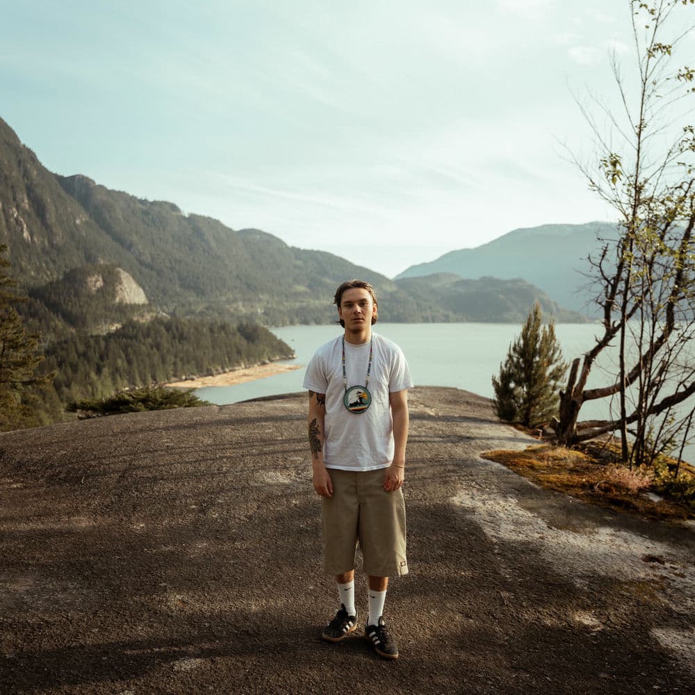 Drives The Common Man – Pop