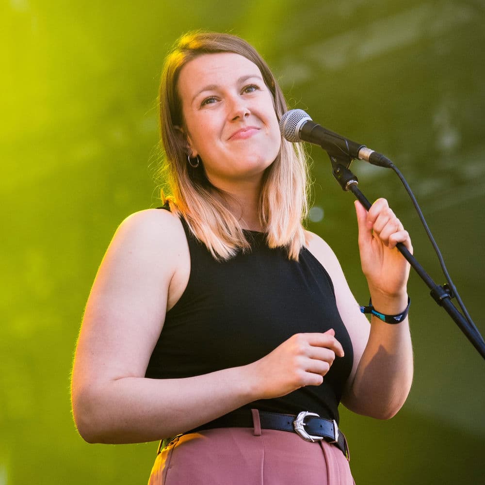 Gabrielle Shonk – Alternative