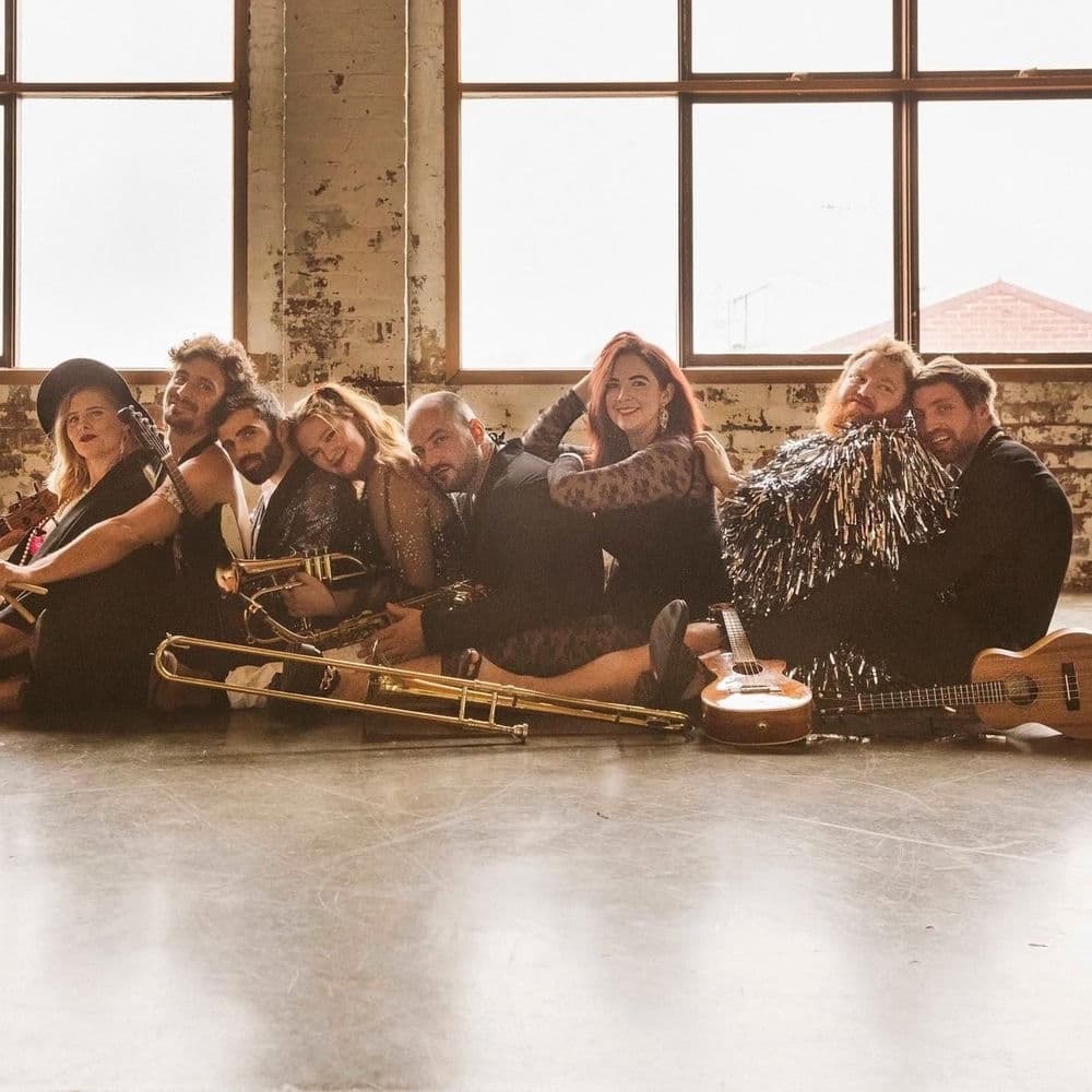 Ukulele Death Squad – Folk
