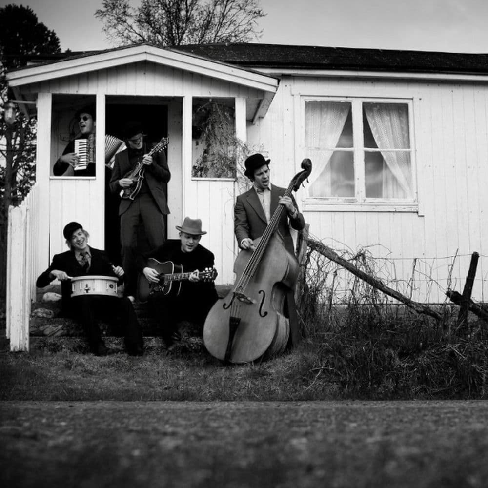 Violet Road – Pop