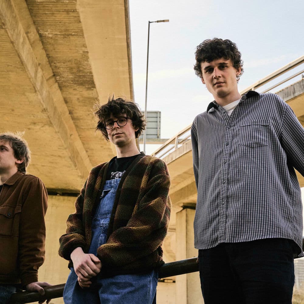 shaking hand – Indie Rock