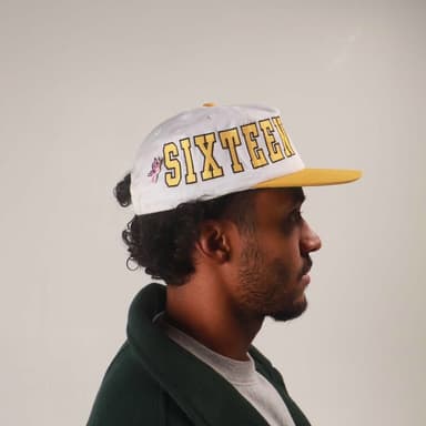 Earl Sixteen