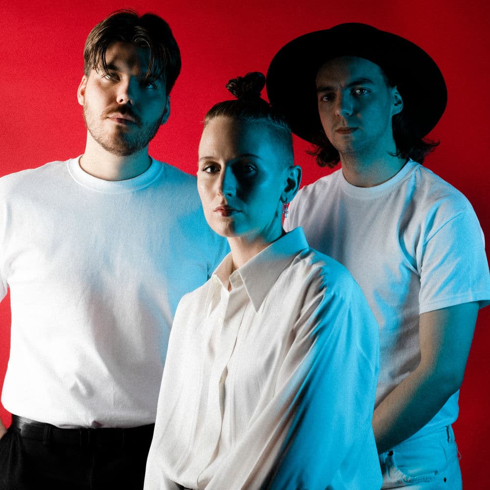 Vök – Dance