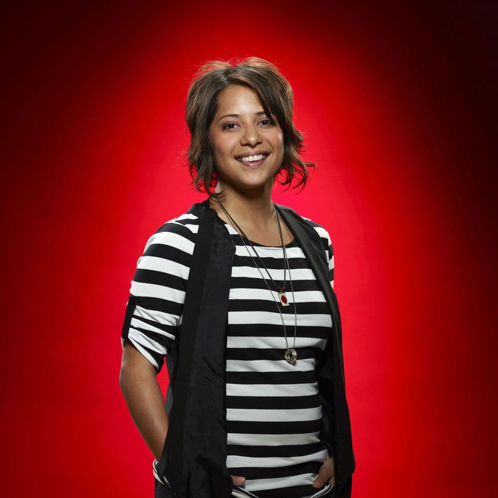 Vicci Martinez – Pop