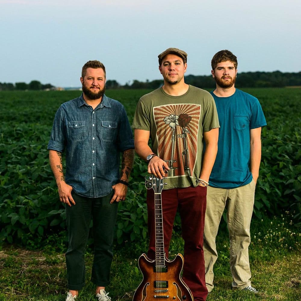 Pressing Strings – Rock