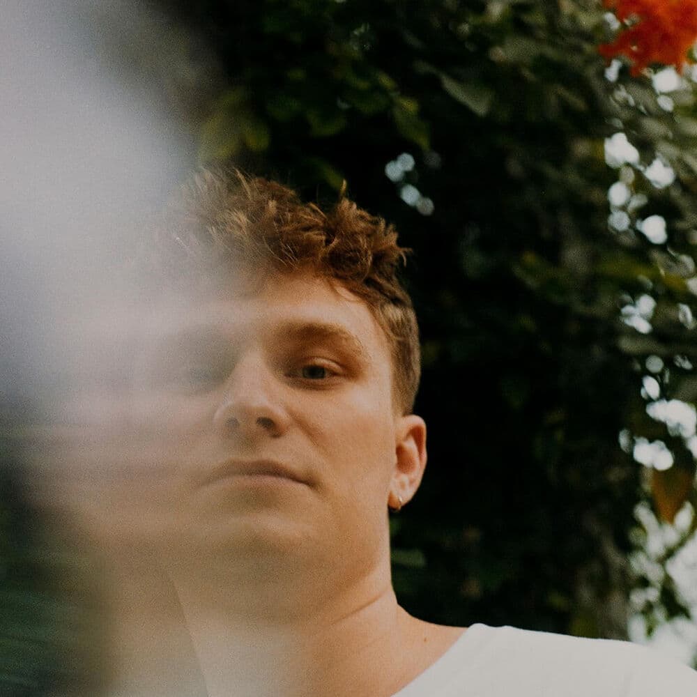 Nils Hoffmann – Dance