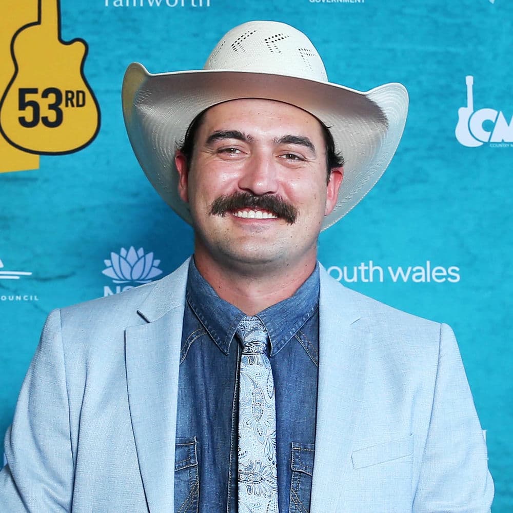 Wade Forster – Country