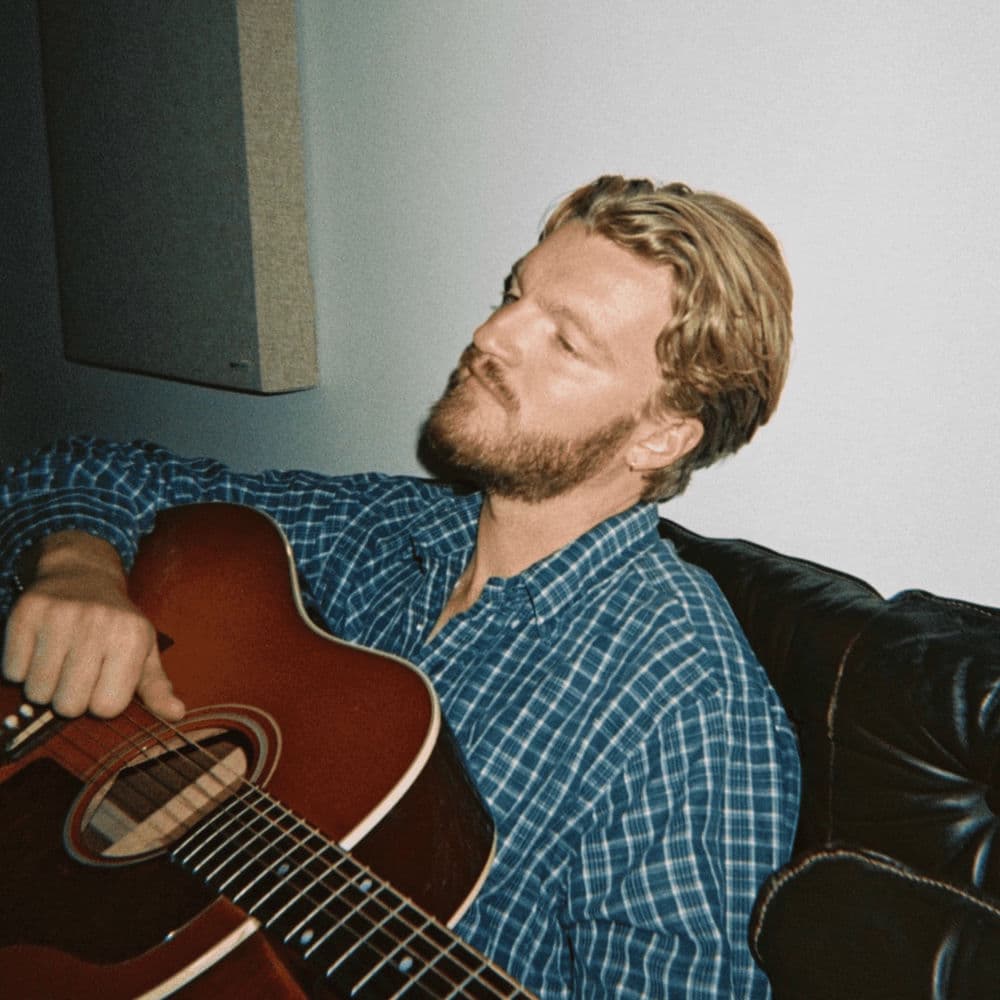 Dirty Blond – Folk