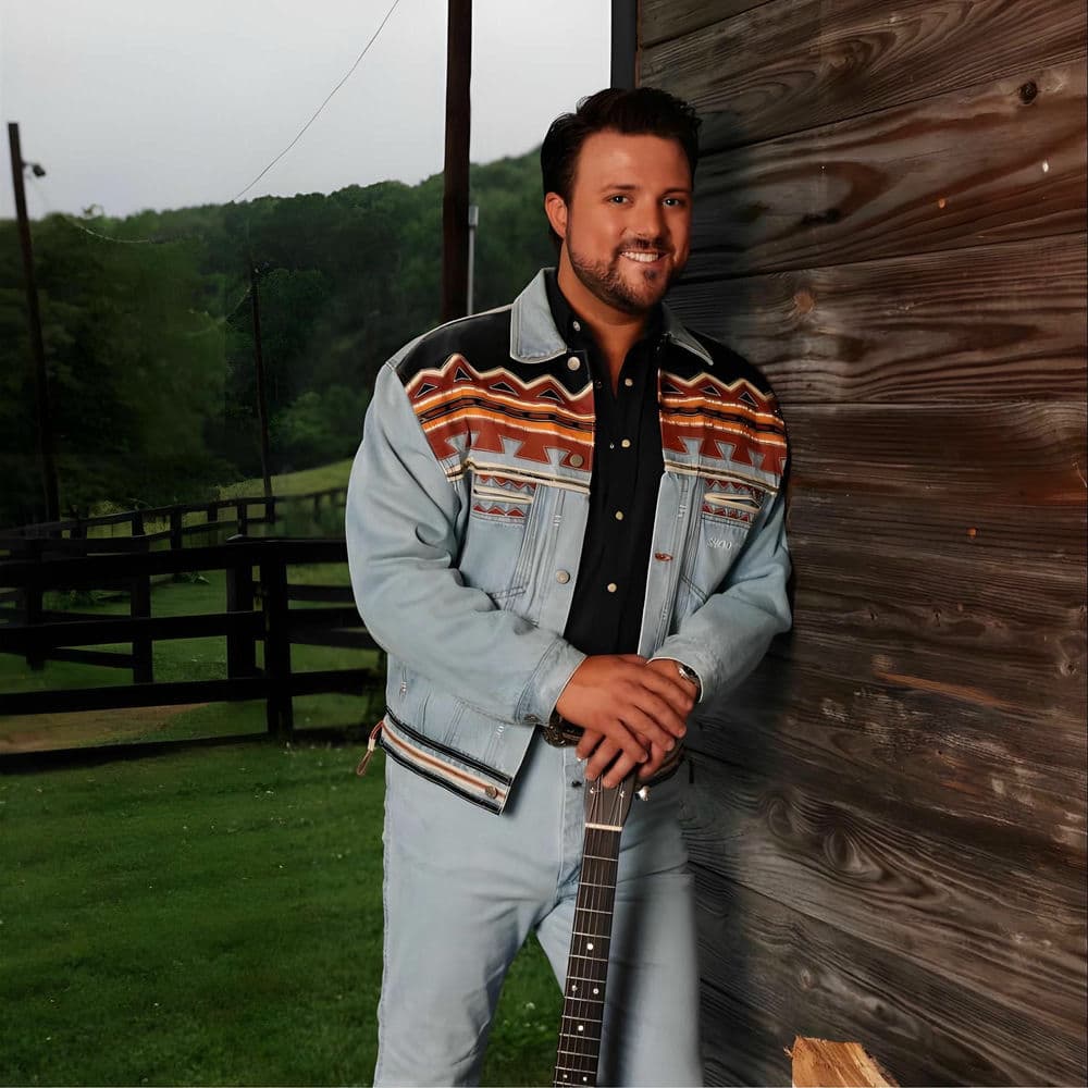 Walker Montgomery – Country