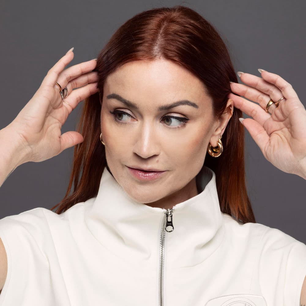 Arielle Free – Techno