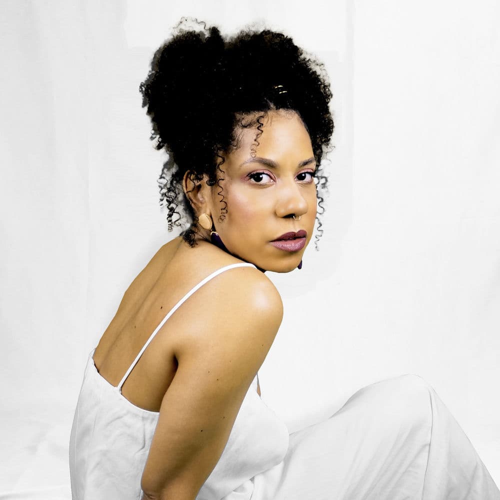 MIU QUEIROZ – Folk