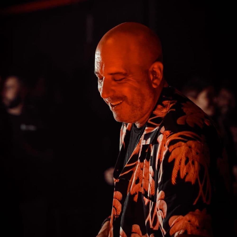 Guy Mantzur – Electro