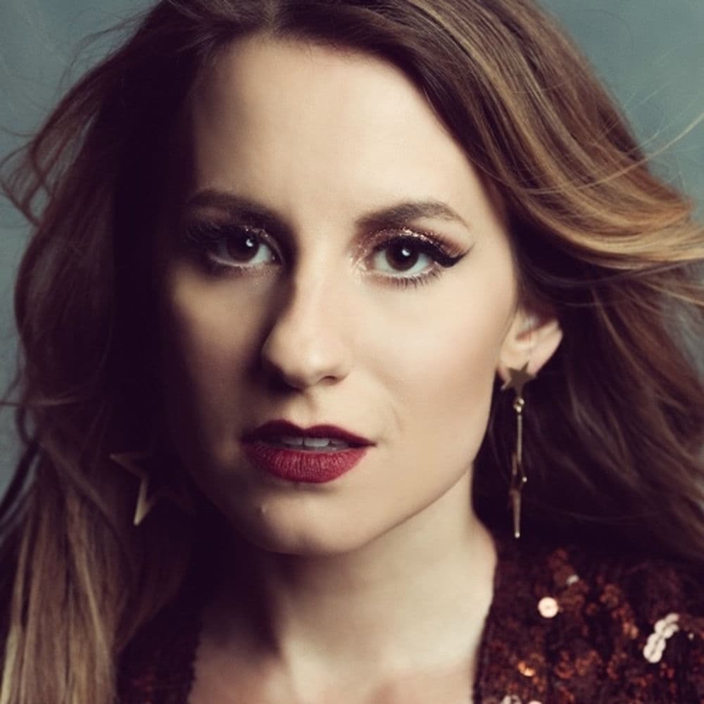 Caitlyn Smith – Singer-Songwriter