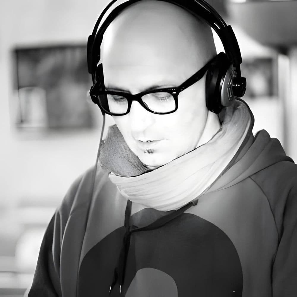 Gabriel Le Mar – Electro