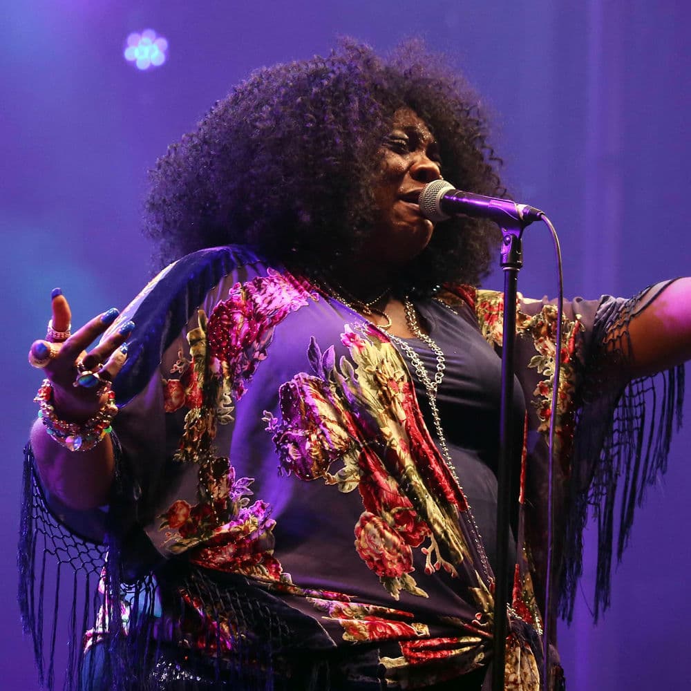 Thornetta Davis – Alternative