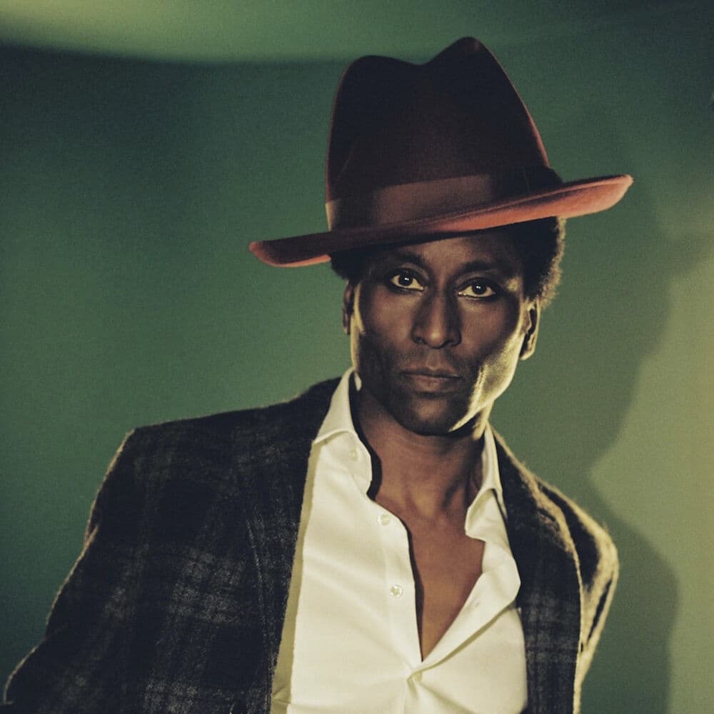 KEZIAH JONES – Singer-Songwriter