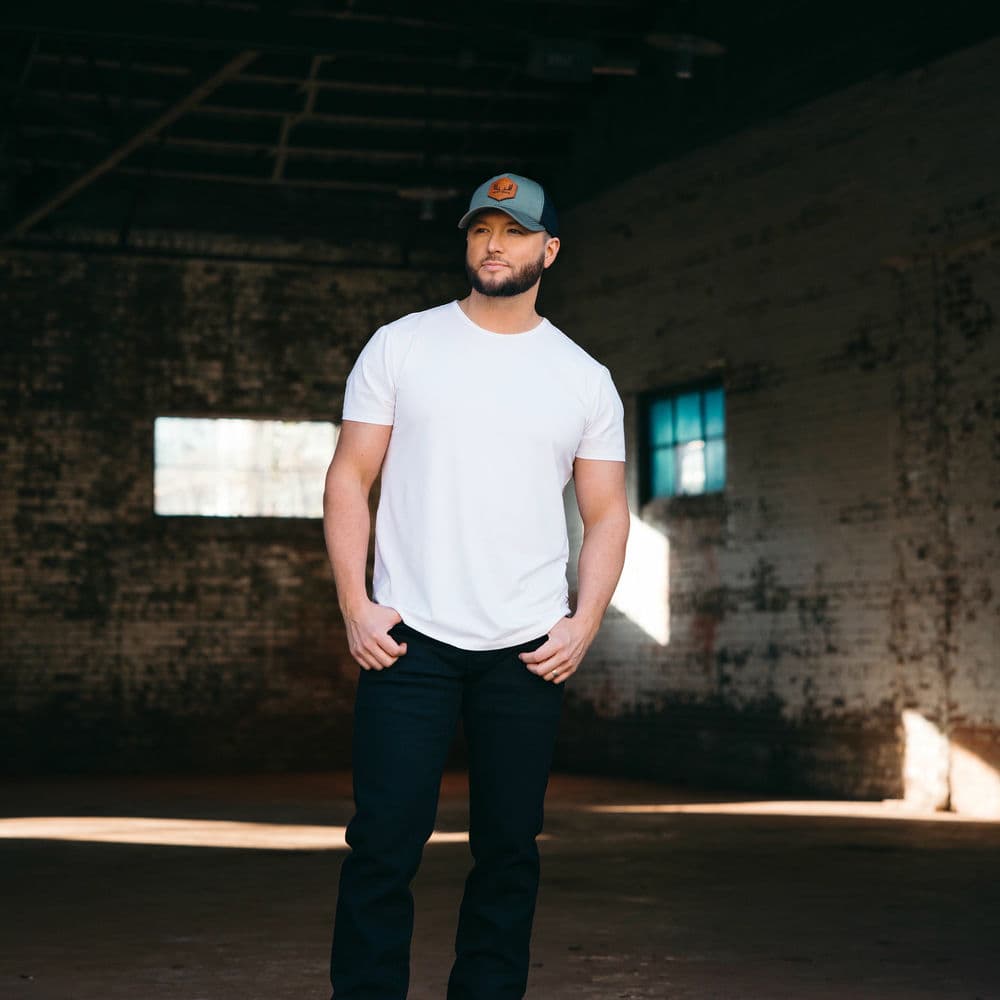 Kelsey Hart – Country