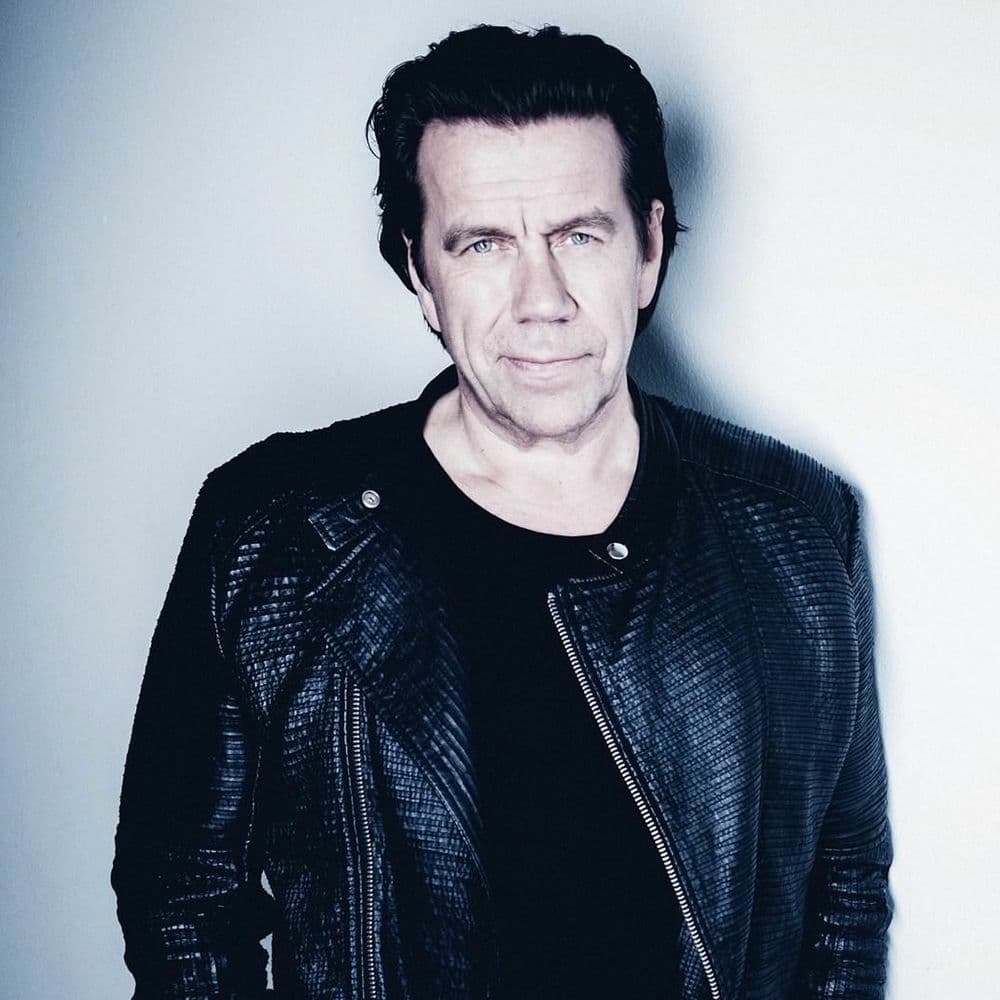 Mikko Kuustonen – Pop