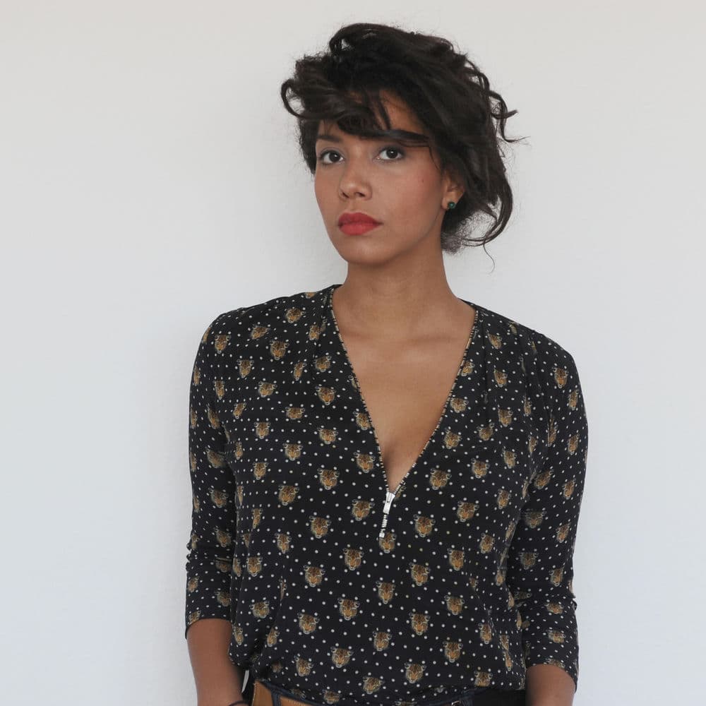 CHLOE CHAUME – R&B