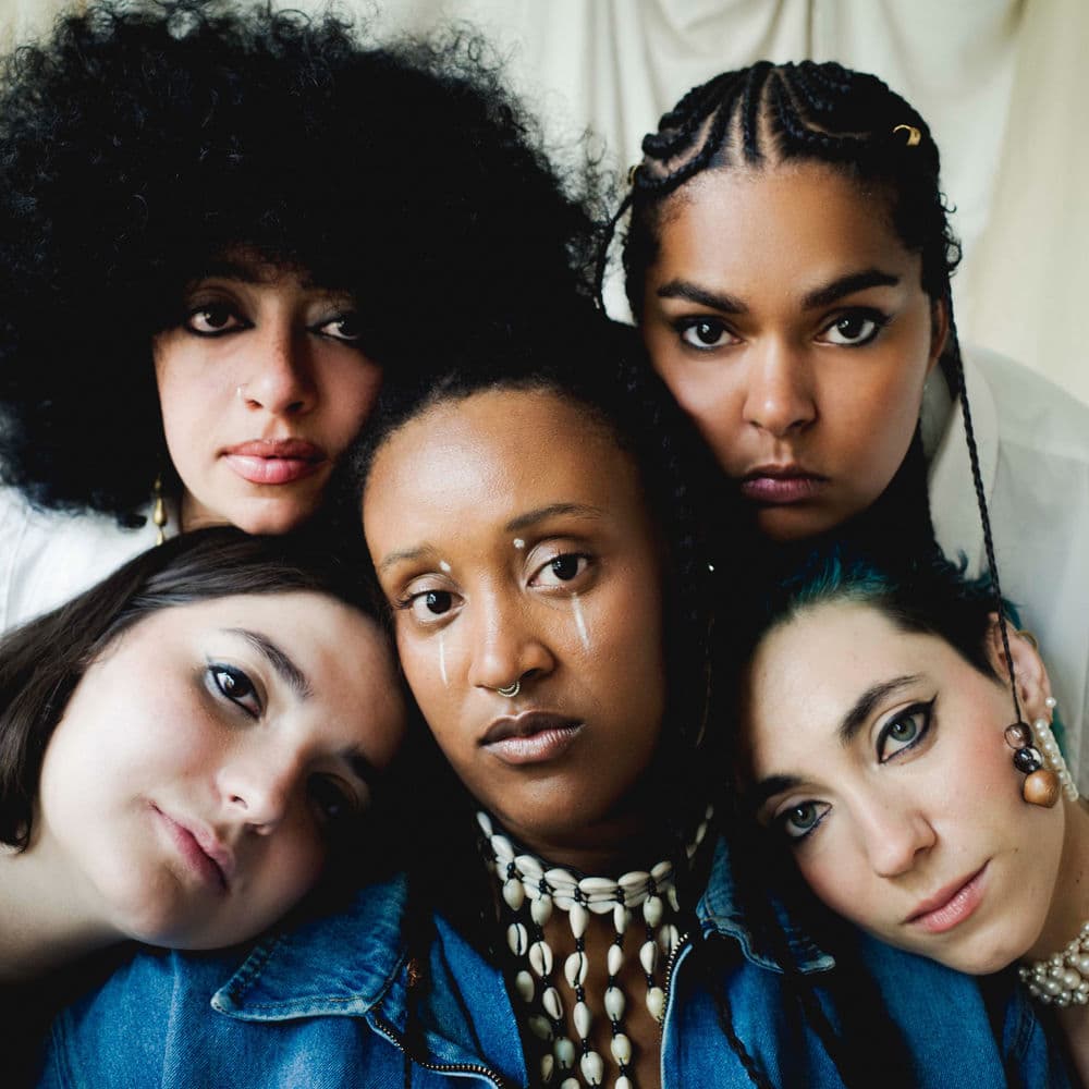 TOUT LE MONDE S'APPELLE CLARA – Soul
