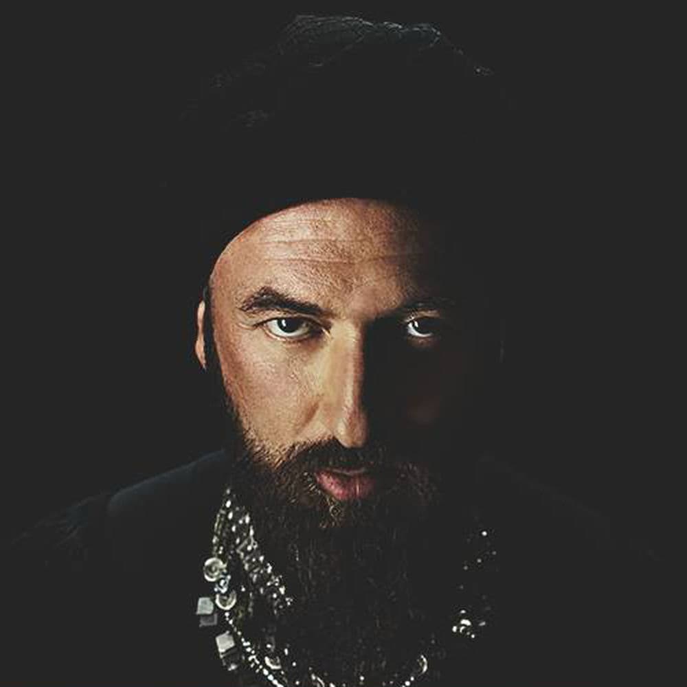 Damian Lazarus – House