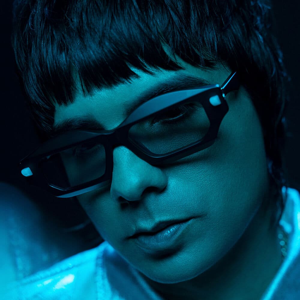 CORA SONE – Latin