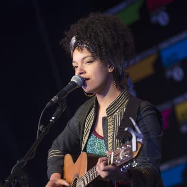 Kizzy Crawford