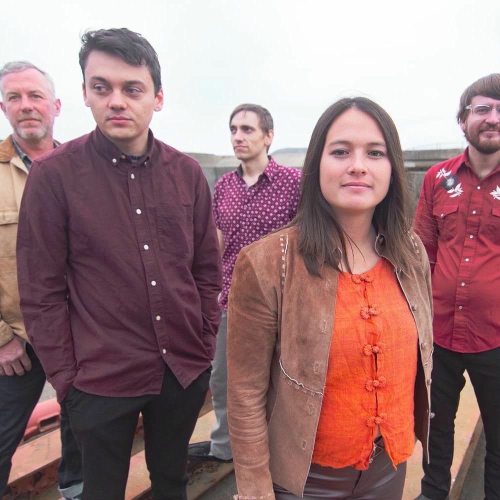 AJ Lee & Blue Summit – Folk