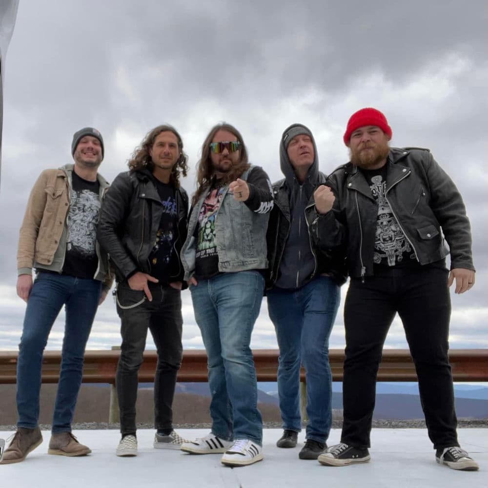 MEGA COLOSSUS – Heavy Metal