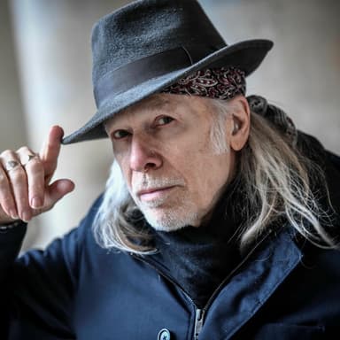 ELLIOTT MURPHY