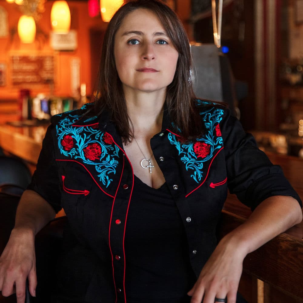 Erin Enderlin β Country